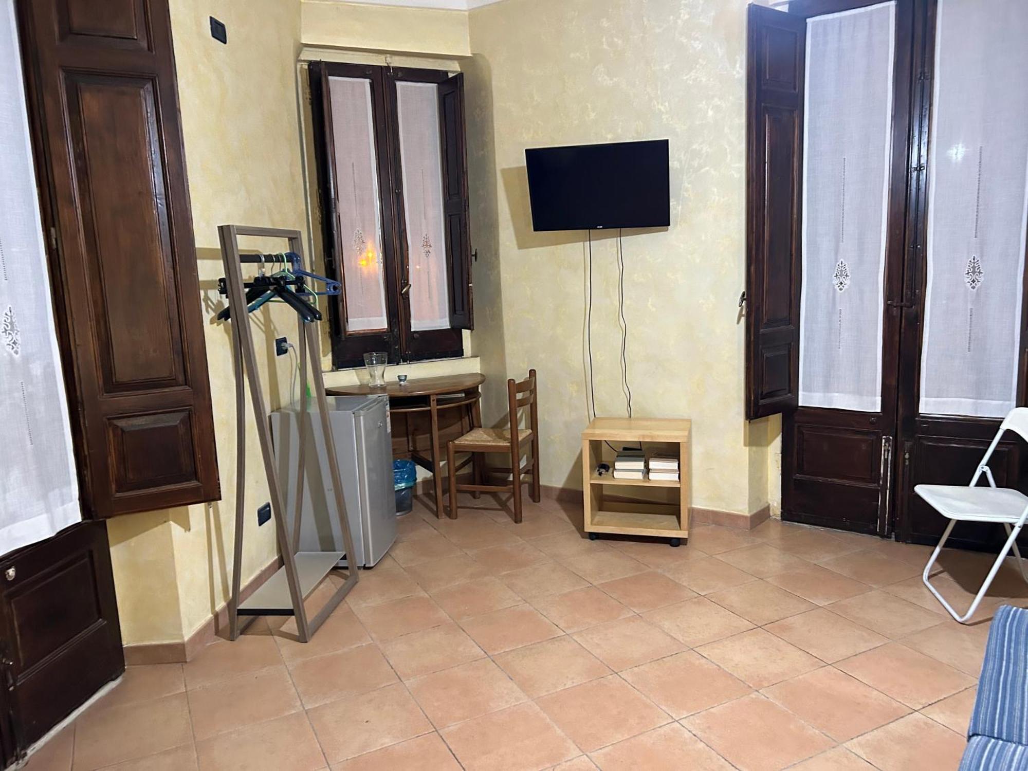 B&B L'Angolo Sulla Piazza Mirabella Imbaccari ภายนอก รูปภาพ