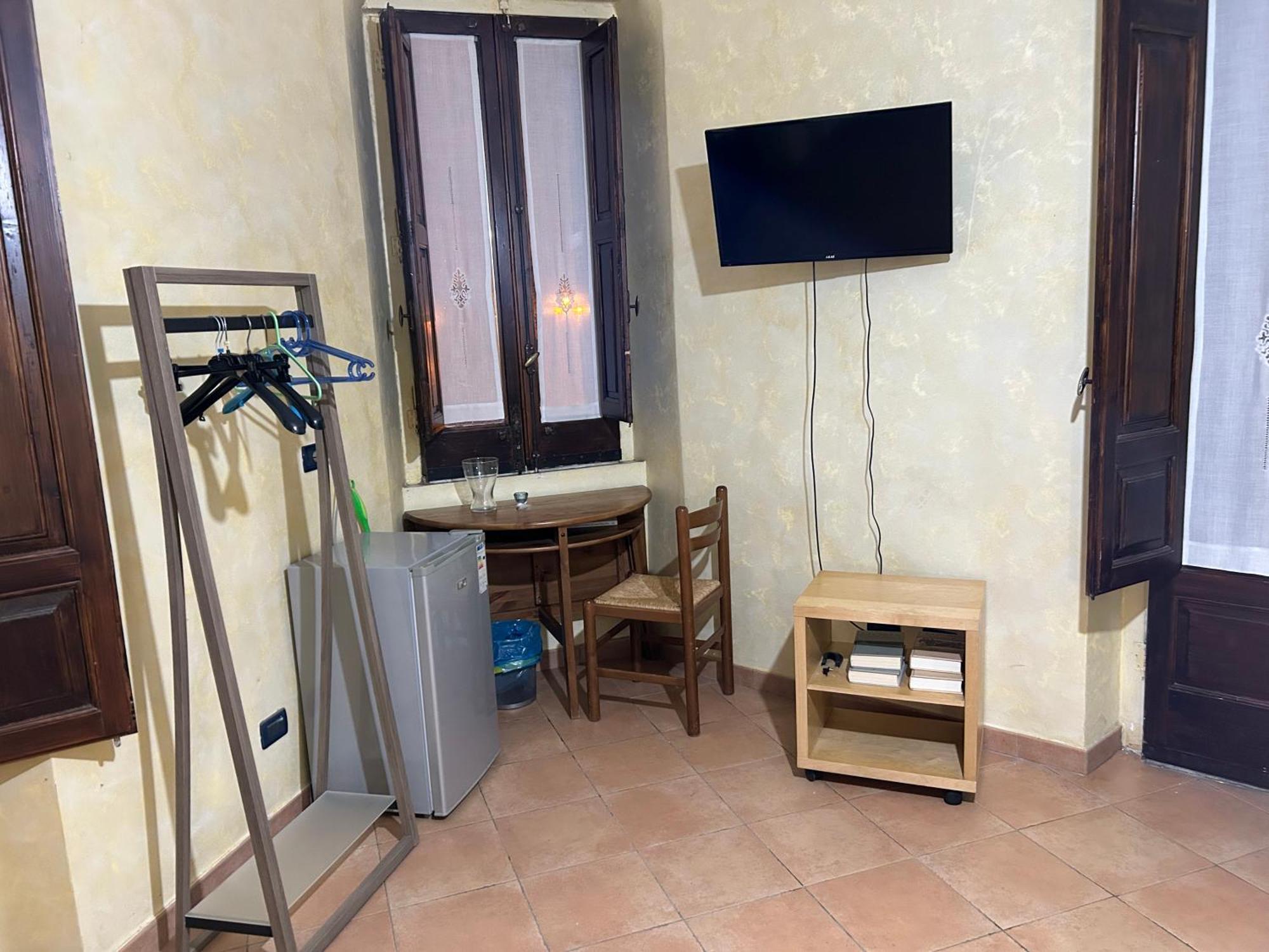 B&B L'Angolo Sulla Piazza Mirabella Imbaccari ภายนอก รูปภาพ